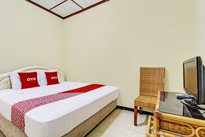 Imagen de la habitación del Hotel OYO 92534 Fajar Indah Guest House. Foto 13
