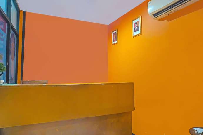 Imagen de los interiores del Hotel OYO 92581 Tangki Residence 2. Foto 17