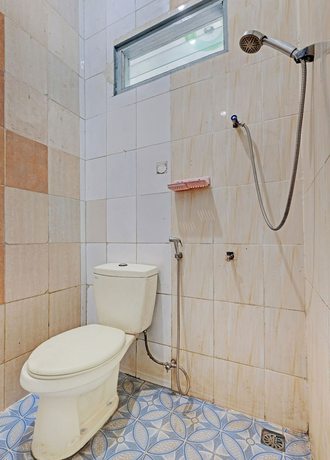 Imagen de la habitación del Hotel OYO 92605 Las Vegas, Plalar Wetan. Foto 16