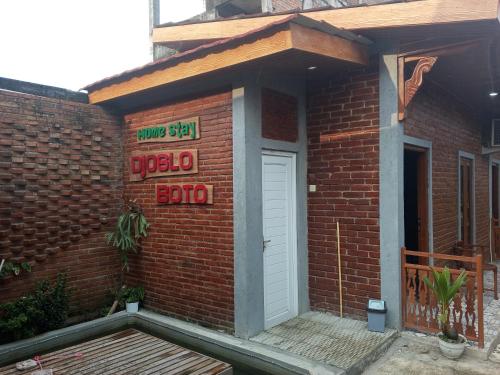 Imagen general del Hotel OYO 92606 Djoglo Boto Homestay. Foto 8
