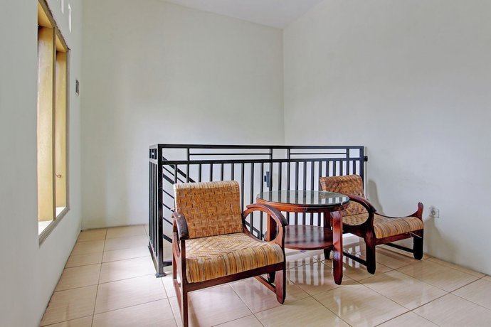 Imagen de los interiores del Hotel OYO 92617 Omahku Homestay Hostel. Foto 19