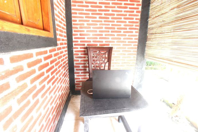 Imagen de los interiores del Hotel OYO 92618 Mareje Sariguna. Foto 18