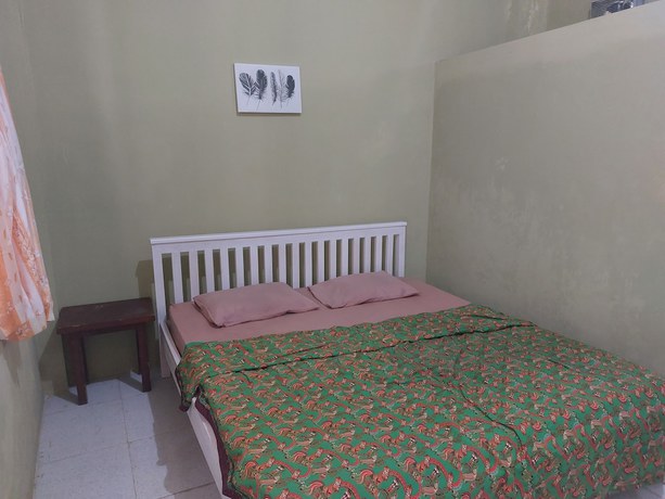 Imagen de la habitación del Hotel OYO 92644 Onong\'s Homestay. Foto 6