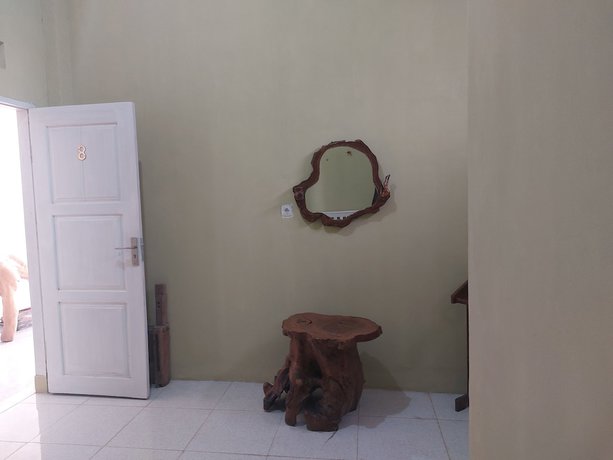 Imagen de la habitación del Hotel OYO 92644 Onong\'s Homestay. Foto 7