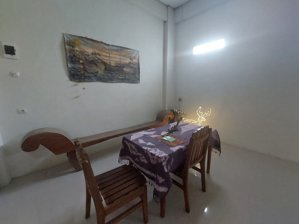 Imagen de los interiores del Hotel OYO 92644 Onong\'s Homestay. Foto 16