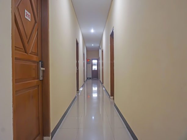 Imagen de la habitación del Hotel OYO 92656 Jati Residence Pulo Gadung. Foto 13