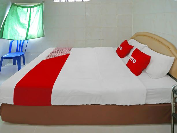 Imagen de la habitación del Hotel OYO 92677 Bintaro. Foto 7