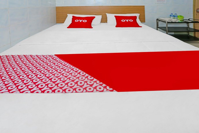Imagen de la habitación del Hotel OYO 92677 Bintaro. Foto 16