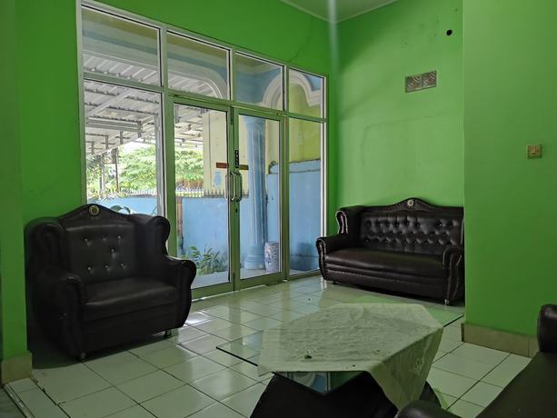 Imagen de los interiores del Hotel OYO 92724 Penginapan Syariah Al Syifa. Foto 5