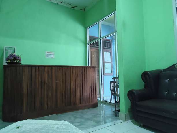 Imagen de los interiores del Hotel OYO 92724 Penginapan Syariah Al Syifa. Foto 14