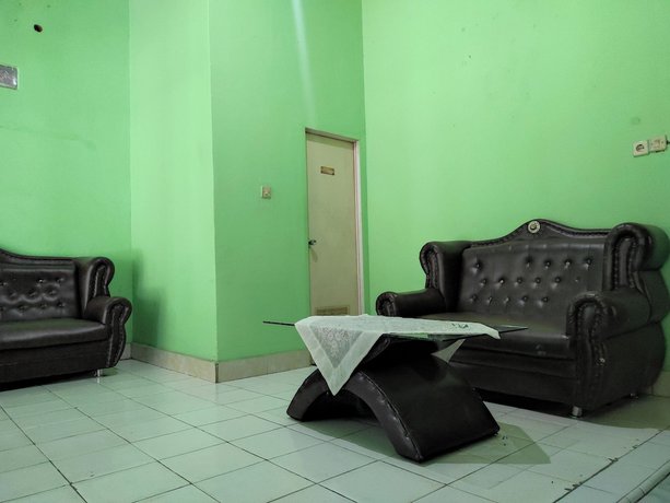 Imagen de los interiores del Hotel OYO 92724 Penginapan Syariah Al Syifa. Foto 20