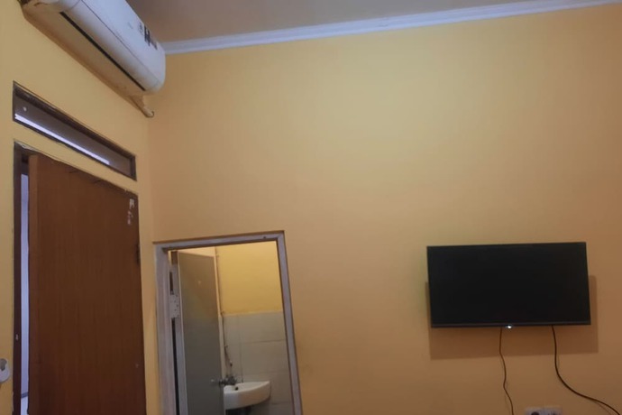 Imagen de la habitación del Hotel OYO 92725 Regol Srimahi Residence. Foto 5