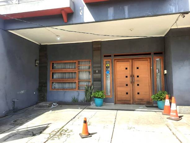 Imagen general del Hotel OYO 92725 Regol Srimahi Residence. Foto 1