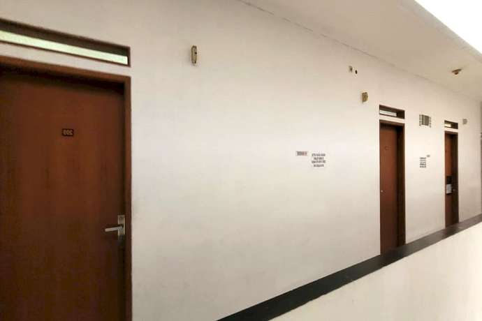Imagen de los interiores del Hotel OYO 92725 Regol Srimahi Residence. Foto 19