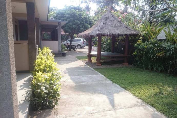 Imagen de los interiores del Hotel OYO 92756 Kos Moncok. Foto 16