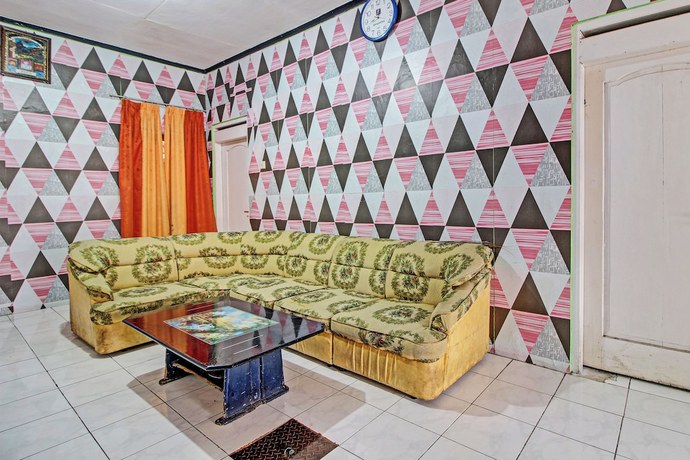 Imagen de los interiores del Hotel OYO 92759 Penginapan Piji Kembar. Foto 17