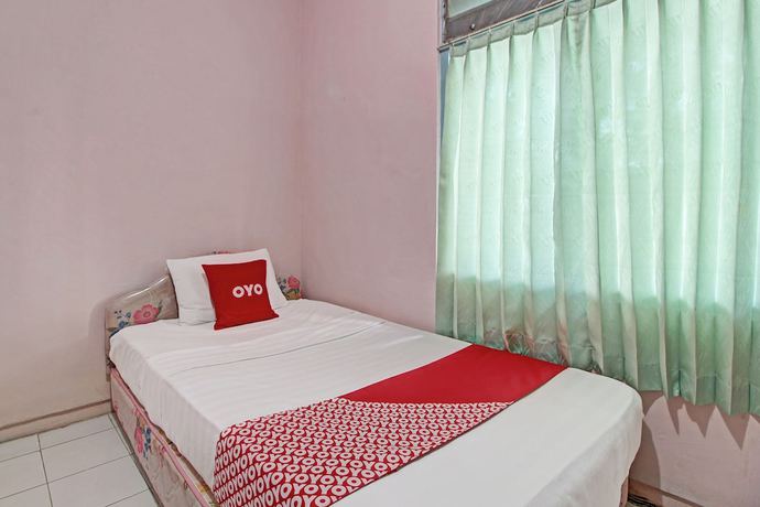 Imagen de la habitación del Hotel OYO 92761 Sendang Asri. Foto 2