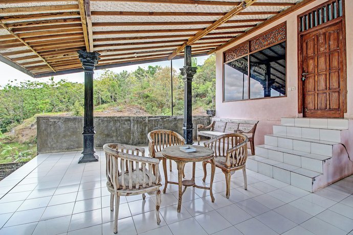 Imagen de los interiores del Hotel OYO 92761 Sendang Asri. Foto 13