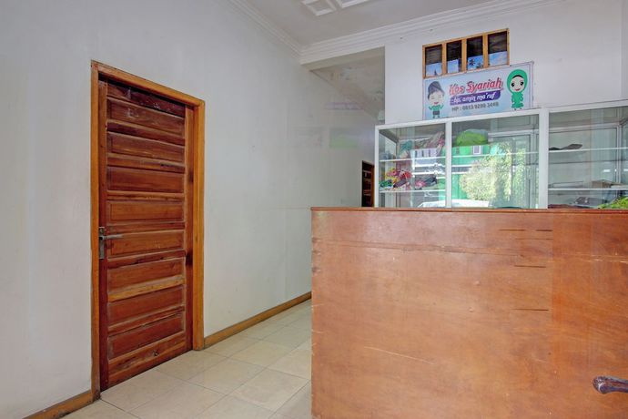 Imagen de los interiores del Hotel OYO 92821 Wisma Zahira 2 Syariah. Foto 16