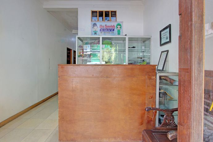 Imagen de los interiores del Hotel OYO 92821 Wisma Zahira 2 Syariah. Foto 19