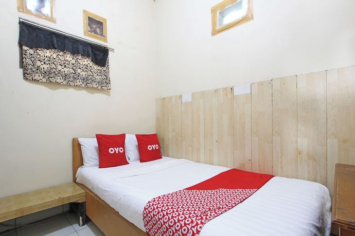 Imagen de la habitación del Hotel OYO 92821 Wisma Zahira 2 Syariah. Foto 5