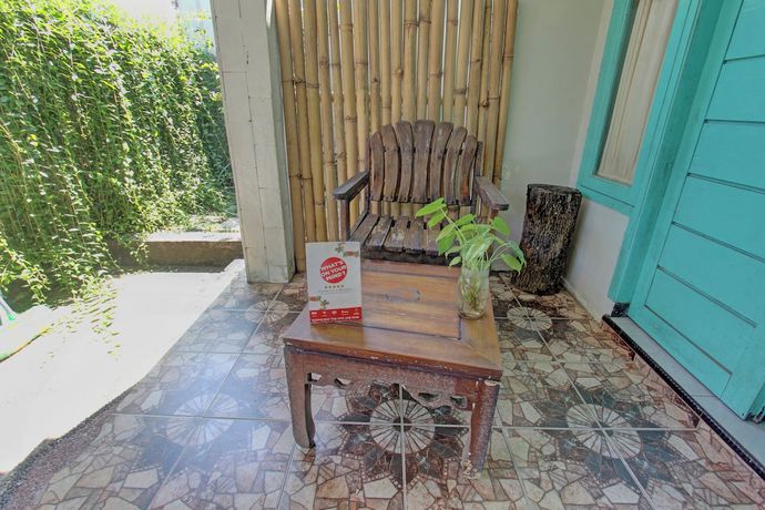 Imagen de los interiores del Hotel OYO 92825 Kamar Lombok. Foto 16