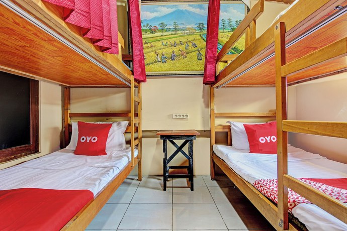 Imagen de la habitación del Hotel OYO 92851 Homestay Borobudur Specpacker Syariah. Foto 6