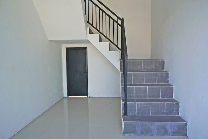 Imagen de los interiores del Hotel OYO 92938 Kost Putih Syariah. Foto 20