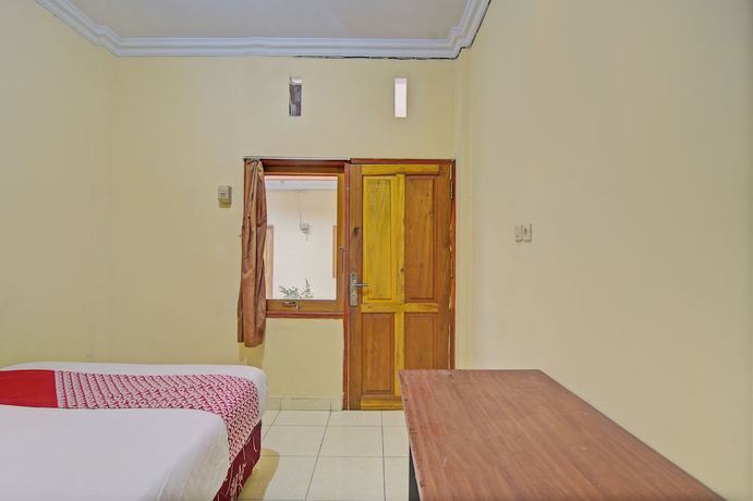 Imagen de la habitación del Hotel OYO 92964 Kost 99. Foto 6