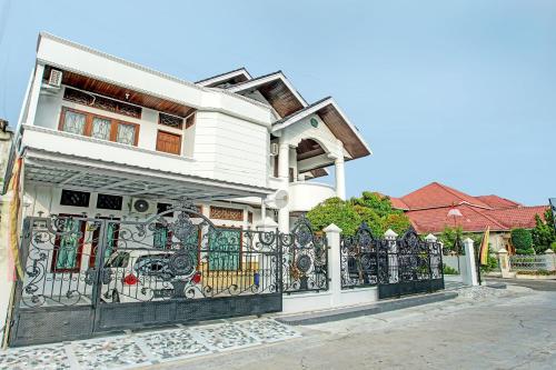 Imagen general del Hotel OYO 92990 Nena Kostel Syariah. Foto 3