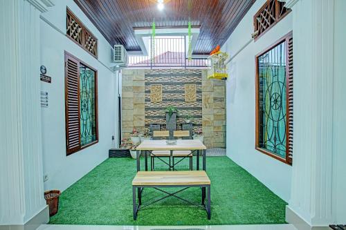 Imagen general del Hotel OYO 92990 Nena Kostel Syariah. Foto 11