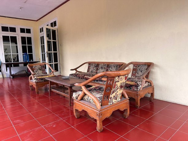 Imagen de los interiores del Hotel OYO 92995 Villa Ragill. Foto 18