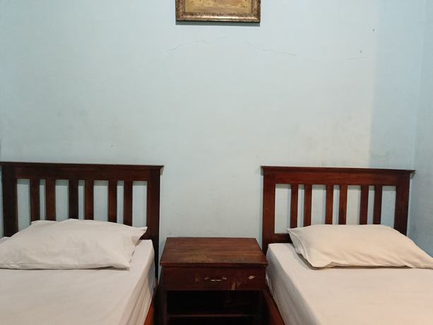 Imagen de la habitación del Hotel OYO 93046 Fortuna Parepare. Foto 2