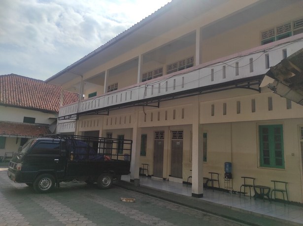 Imagen de los interiores del Hotel OYO 93048 Puri Mandiri. Foto 14