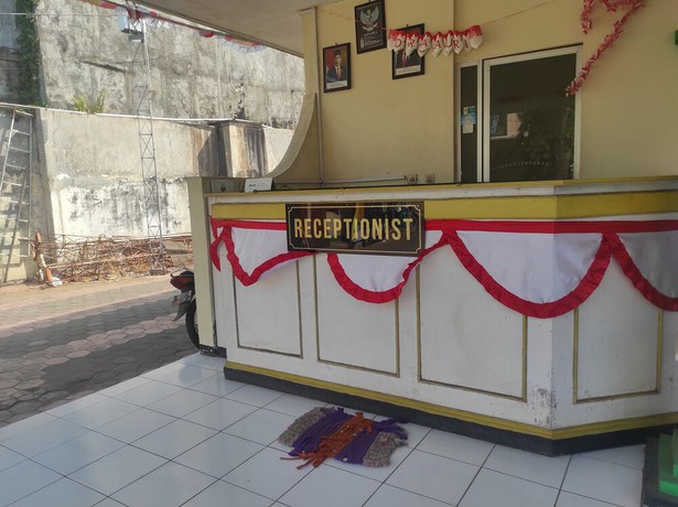 Imagen de los interiores del Hotel OYO 93048 Puri Mandiri. Foto 16