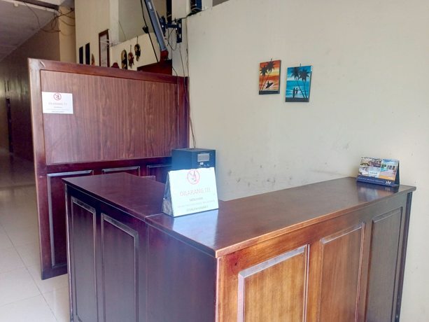 Imagen de los interiores del Hotel OYO 93073 Penginapan 69. Foto 10