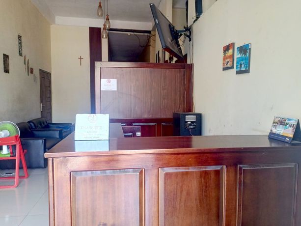 Imagen de los interiores del Hotel OYO 93073 Penginapan 69. Foto 16