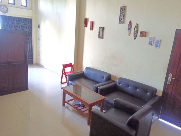 Imagen de los interiores del Hotel OYO 93073 Penginapan 69. Foto 20