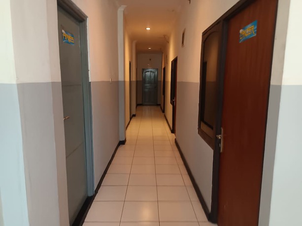 Imagen de los interiores del Hotel OYO 93090 Multi Plus Inn. Foto 15