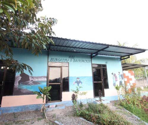 Imagen general del Hotel OYO 93121 Abi Bungalow & Hostel. Foto 2