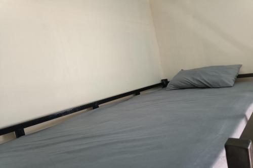 Imagen de la habitación del Hotel OYO 93121 Abi Bungalow & Hostel. Foto 20