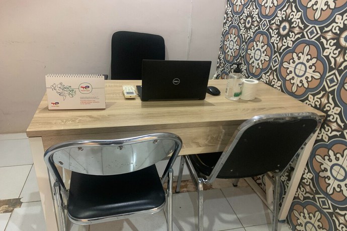 Imagen de los interiores del Hotel OYO 93122 Pondok Puti Sartika Syariah. Foto 17