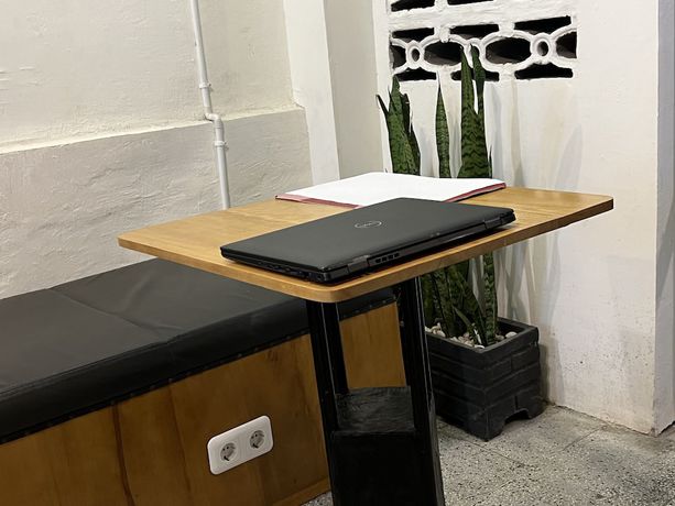 Imagen de los interiores del Hotel OYO 93137 Kost Maharaja. Foto 16