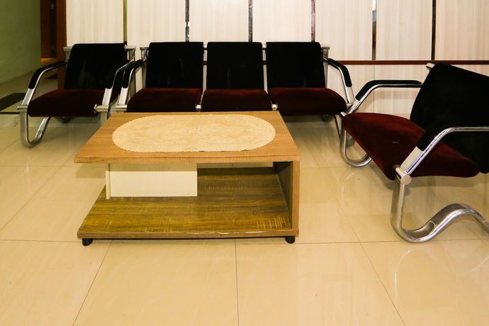 Imagen de los interiores del Hotel OYO 93145 Pondok Alam Syariah, Depok. Foto 19