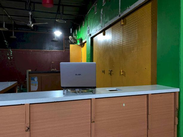 Imagen de los interiores del Hotel OYO 93165 Nur Homestay Syariah. Foto 10