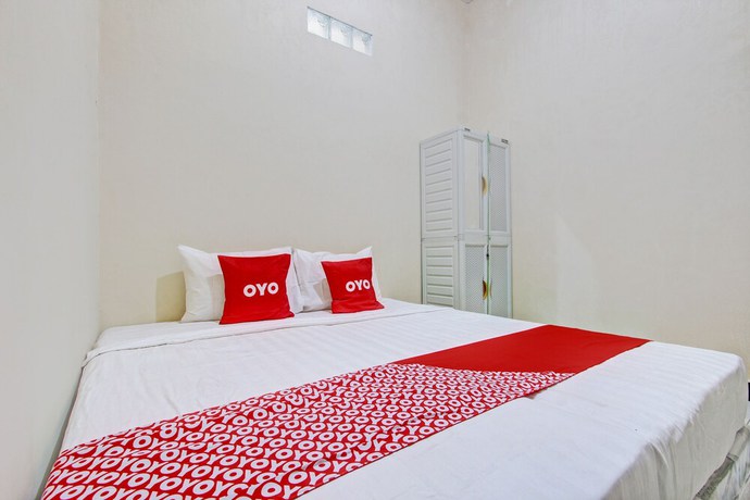 Imagen de la habitación del Hotel OYO 93208 Guest House Cemara 2. Foto 6