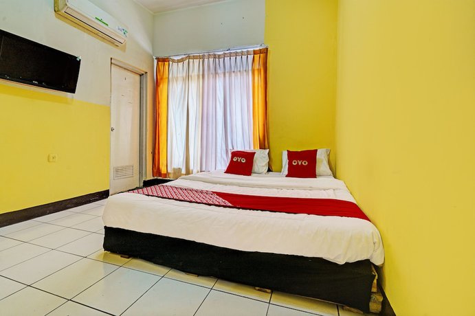 Imagen de la habitación del Hotel OYO 93229 P3 Guest House. Foto 15