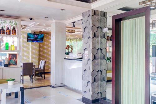 Imagen general del Hotel OYO 93234 Feodora By TOS. Foto 2