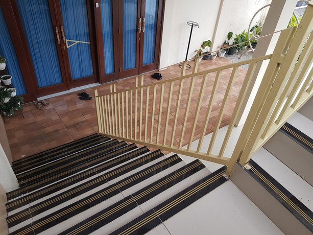 Imagen de los interiores del Hotel OYO 93264 Penginapan Syari\'ah Berlian. Foto 10
