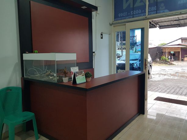 Imagen de los interiores del Hotel OYO 93264 Penginapan Syari\'ah Berlian. Foto 15